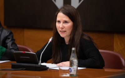 Eva Abellan, al Ple municipal/ Roger Benet